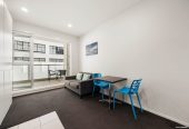Auckland Girls’ Grammar School zone, Motivated Vendor, Freehold 1 bed 1 bath apartment, 36sqm plus a large balcony, Full furniture package is included, Current vacant, ready for you to move in or rent out, 210/85 Beach Road, City Centre, Auckland