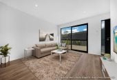 Halo 10-Year Residential Guarantee, Brandnew 3 beds 2 baths home with garage, close to reserves, and scenic walking tracks. locaol shos, 0.2 km to Bayview School, 71C Simon Ellice Drive, Bayview, Auckland