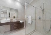 Once in 16 years, Vendors downsizing, Must Sell, Mission Heights, 527m2 section, 5 beds 3 baths house with double garage, close to schools and shopping centres, 0.4 km to Mission Heights Primary School, 0.6 km to Mission Heights Junior College, 1.6 km to Ormiston Senior College, 28 Mission Heights Drive, Flat Bush, Auckland