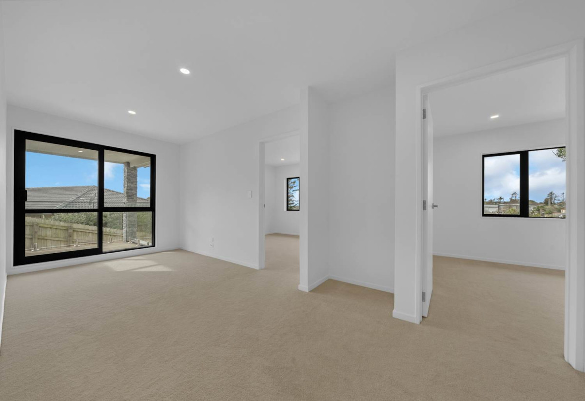 173m2 Brandnew Standalone 4 beds 3.5 baths house with garage on 248m2 section, close to schools, shops, easy motorway access, 34A Lorikeet Place, Unsworth Heights, Auckland
