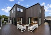 Double Grammar school zone, 286m2 5 beds (2 ensuites) 3.5 baths house with double garage on 387m2 section, The owner has already moved on, zoned for Auckland Grammar School, Epsom Girls Grammar School, Remuera Intermediate School, and Remuera School, 0.3 km to Remuera School, 39A Clonbern Road, Remuera, Auckland