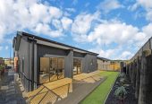 Brandnew 5 beds + study room 3.5 baths house with double garage on 414m2 section, close to town centre, beach, 21 Kanae Drive, Beachlands, Auckland, Auckland