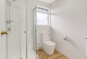 Sea Views, 1027m2 section with RC,BC, EPA to create two lots while retaining the existing home, 250m2 Renovated 5 beds + study room 2 baths house with carport, 2 beds 1 bath and rumpus room downstairs, close to schools, shops, supermarket, motorway access, 0.5 km to Onehunga High School, 0.8 km to Royal Oak Intermediate School, 39 Bel Air Drive, Hillsborough, Auckland