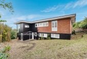 Sea Views, 1027m2 section with RC,BC, EPA to create two lots while retaining the existing home, 250m2 Renovated 5 beds + study room 2 baths house with carport, 2 beds 1 bath and rumpus room downstairs, close to schools, shops, supermarket, motorway access, 0.5 km to Onehunga High School, 0.8 km to Royal Oak Intermediate School, 39 Bel Air Drive, Hillsborough, Auckland