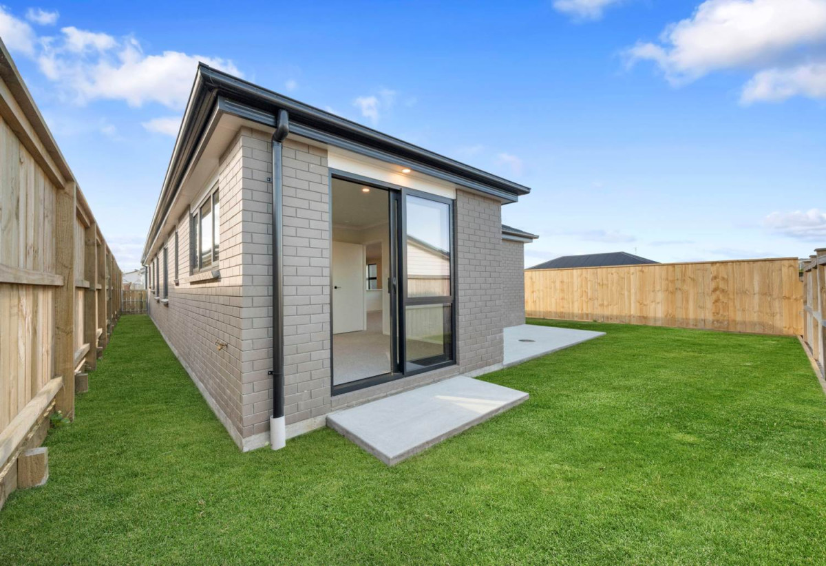 GJ Gardner Home with a 10-Year Master Build Guarantee, 4 beds 2 baths house with double garage, easy access to schools shops, motorway access, 0.1 km to Ngakoroa School, 10B Cronshaw Road, Karaka,Auckland
