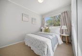 Brick and tile 3 beds 1 bath house with garage and expansive, fully fenced backyard, close to schools, shops, supermarket, beaches, 0.5 km to Sherwood School (Auckland), 0.9 km to Northcross Intermediate, 2/7 Newstead Avenue, Browns Bay, Auckland