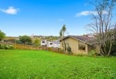 Brick and tile 3 beds 1 bath house with garage and expansive, fully fenced backyard, close to schools, shops, supermarket, beaches, 0.5 km to Sherwood School (Auckland), 0.9 km to Northcross Intermediate, 2/7 Newstead Avenue, Browns Bay, Auckland