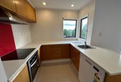 For rent, Standalone 3 beds 1 bath house with garage, available 6th June, 1/78 Aberfeldy Avenue, Highland Park, Auckland