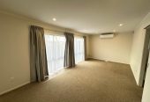 For rent, Standalone 3 beds 1 bath house with garage, available 6th June, 1/78 Aberfeldy Avenue, Highland Park, Auckland