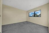 3 beds 2.5 baths home with double garage on 297m2 section, Minutes from Botany Down centre, golf club, schools, 31 Tiger Drive, Golflands, Auckland
