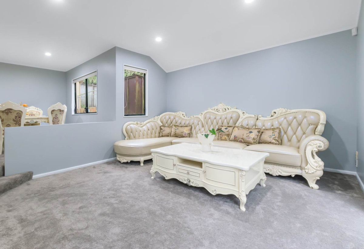 Macleans College zone, 538m2 section, 3 beds + study room 2 baths house with double garage, close to schools, beaches, golf club, shops, 0.5 km to Macleans College, 0.7 km to Macleans Primary School, 0.8 km to Bucklands Beach Intermediate, 113A Macleans Road, Bucklands Beach, Auckland