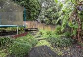 Macleans College zone, 538m2 section, 3 beds + study room 2 baths house with double garage, close to schools, beaches, golf club, shops, 0.5 km to Macleans College, 0.7 km to Macleans Primary School, 0.8 km to Bucklands Beach Intermediate, 113A Macleans Road, Bucklands Beach, Auckland