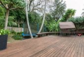 Macleans College zone, 538m2 section, 3 beds + study room 2 baths house with double garage, close to schools, beaches, golf club, shops, 0.5 km to Macleans College, 0.7 km to Macleans Primary School, 0.8 km to Bucklands Beach Intermediate, 113A Macleans Road, Bucklands Beach, Auckland