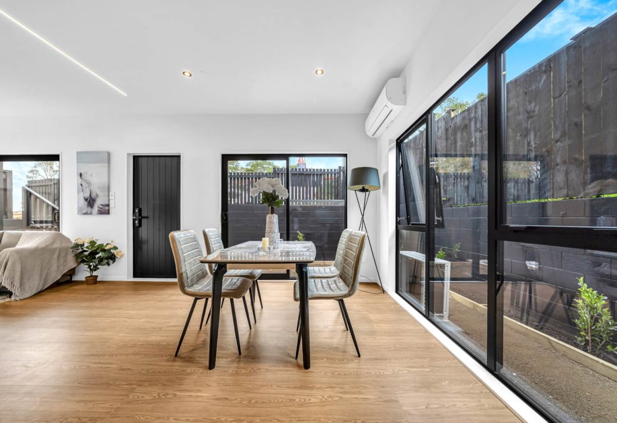 Brandnew standalone 4 beds 2.5 baths home with garage, close to schools, Rotary Walkway, shopping centres, 0.3 km to Sunny Hills School, Lot 1/18 Sunnyhill Crescent, Sunnyhills, Auckland