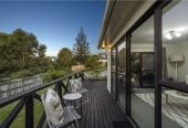 809m2 section, 4 beds 1 bath house with garage, close to schools, shops, parks, 0.7 km to Henderson School, 67 McLeod Road, Te Atatu South, Auckland