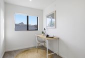 Freehold 3 beds 2.5 baths Duplex home with garage, close to schools, shops, reserves, 0.3 km to Avondale Primary School (Auckland), 0.5 km to Avondale Intermediate, 0.6 km to Avondale College, 7D Walsall Street, Avondale, Auckland