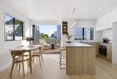 Freehold 3 beds 2.5 baths Duplex home with garage, close to schools, shops, reserves, 0.3 km to Avondale Primary School (Auckland), 0.5 km to Avondale Intermediate, 0.6 km to Avondale College, 7D Walsall Street, Avondale, Auckland