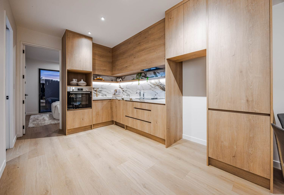 Brandnew Freehold 3 beds 2 baths home with car park, close to shops, supermarkets, schools, 0.6 km to Papatoetoe South School, Lot 5 /9 Grande Vue Road, Papatoetoe, Auckland