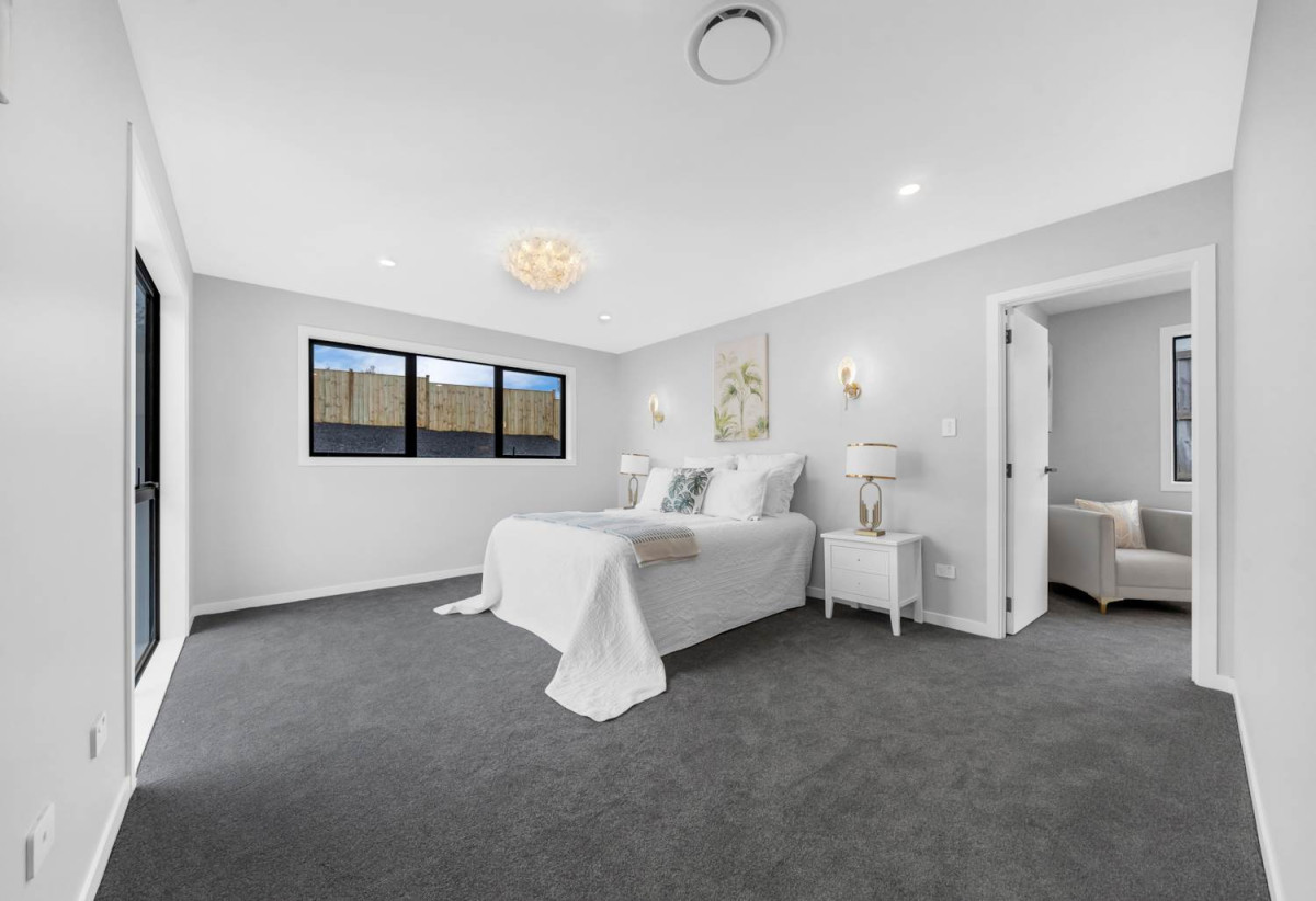 Mission Heights, 691m2 section, 2 Kitchens, 362m2 Brandnew 7 beds (5 ensuites) 6.5 baths house with double garage and 2 beds 1 bath granny, close to schools, shopping centres, parks, 0.7 km to Mission Heights Junior College, 0.8 km to Mission Heights Primary School, 1.7 km to Ormiston Senior College, 35 Hing Street, Flat Bush, Auckland