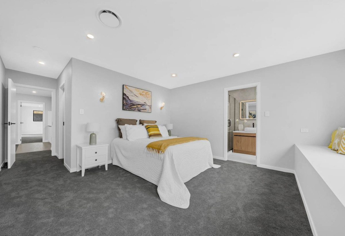 Mission Heights, 691m2 section, 2 Kitchens, 362m2 Brandnew 7 beds (5 ensuites) 6.5 baths house with double garage and 2 beds 1 bath granny, close to schools, shopping centres, parks, 0.7 km to Mission Heights Junior College, 0.8 km to Mission Heights Primary School, 1.7 km to Ormiston Senior College, 35 Hing Street, Flat Bush, Auckland