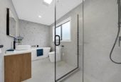 Mission Heights, 691m2 section, 2 Kitchens, 362m2 Brandnew 7 beds (5 ensuites) 6.5 baths house with double garage and 2 beds 1 bath granny, close to schools, shopping centres, parks, 0.7 km to Mission Heights Junior College, 0.8 km to Mission Heights Primary School, 1.7 km to Ormiston Senior College, 35 Hing Street, Flat Bush, Auckland
