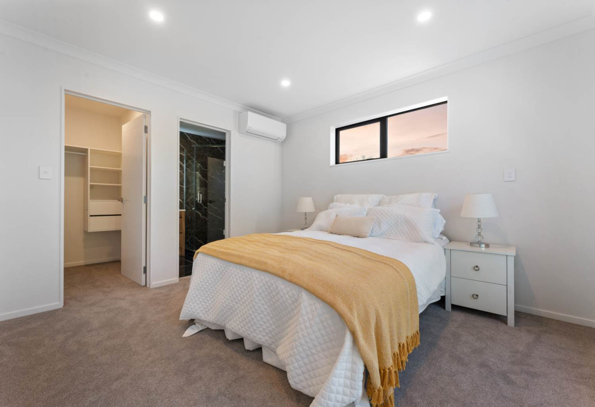10-Year Master Build Guarantee, 12-Month Maintenance Warranty, Brandnew standalone 5 beds 3.5 baths home with garage, close to schools, shops, 0.2 km to Ranui School, 1.6 km to Waitakere College, 2.2 km to Henderson Intermediate, 3A Greenock Road, Ranui, Auckland