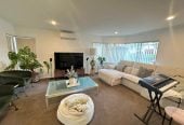 For rent, within a few minutes walk to Botany Downs Secondary College, Botany Town Centre, Renovated 4 beds 2 baths house with garage, available 17th June, 6 Magee Place, East Tamaki Heights, Auckland