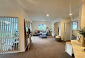 For rent, within a few minutes walk to Botany Downs Secondary College, Botany Town Centre, Renovated 4 beds 2 baths house with garage, available 17th June, 6 Magee Place, East Tamaki Heights, Auckland
