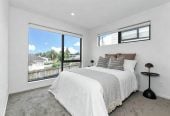 Brandnew standalone 4 beds 3 baths home with garage, close to WestCity Shopping Centre, Universal Drive retail precinct, local schools, 0.8 km to Waitakere College, 86D Harrington Road, Henderson, Auckland