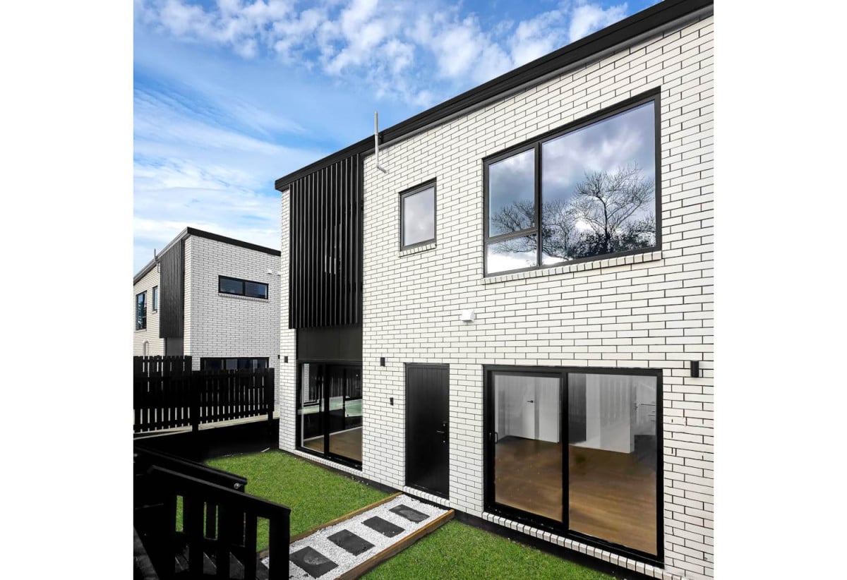 Brandnew standalone 4 beds 2.5 baths home with garage, close to schools, Rotary Walkway, shopping centres, 0.3 km to Sunny Hills School, Lot 1/18 Sunnyhill Crescent, Sunnyhills, Auckland