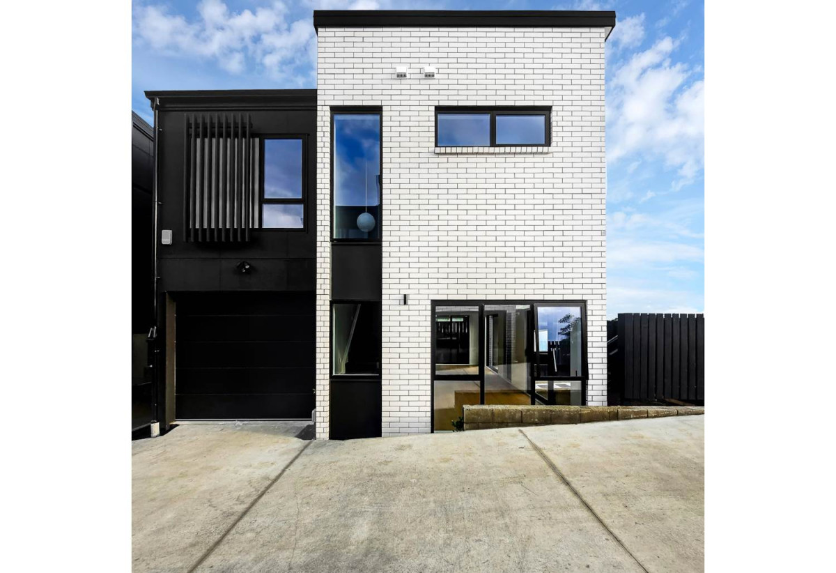 Brandnew standalone 4 beds 2.5 baths home with garage, close to schools, Rotary Walkway, shopping centres, 0.3 km to Sunny Hills School, Lot 1/18 Sunnyhill Crescent, Sunnyhills, Auckland
