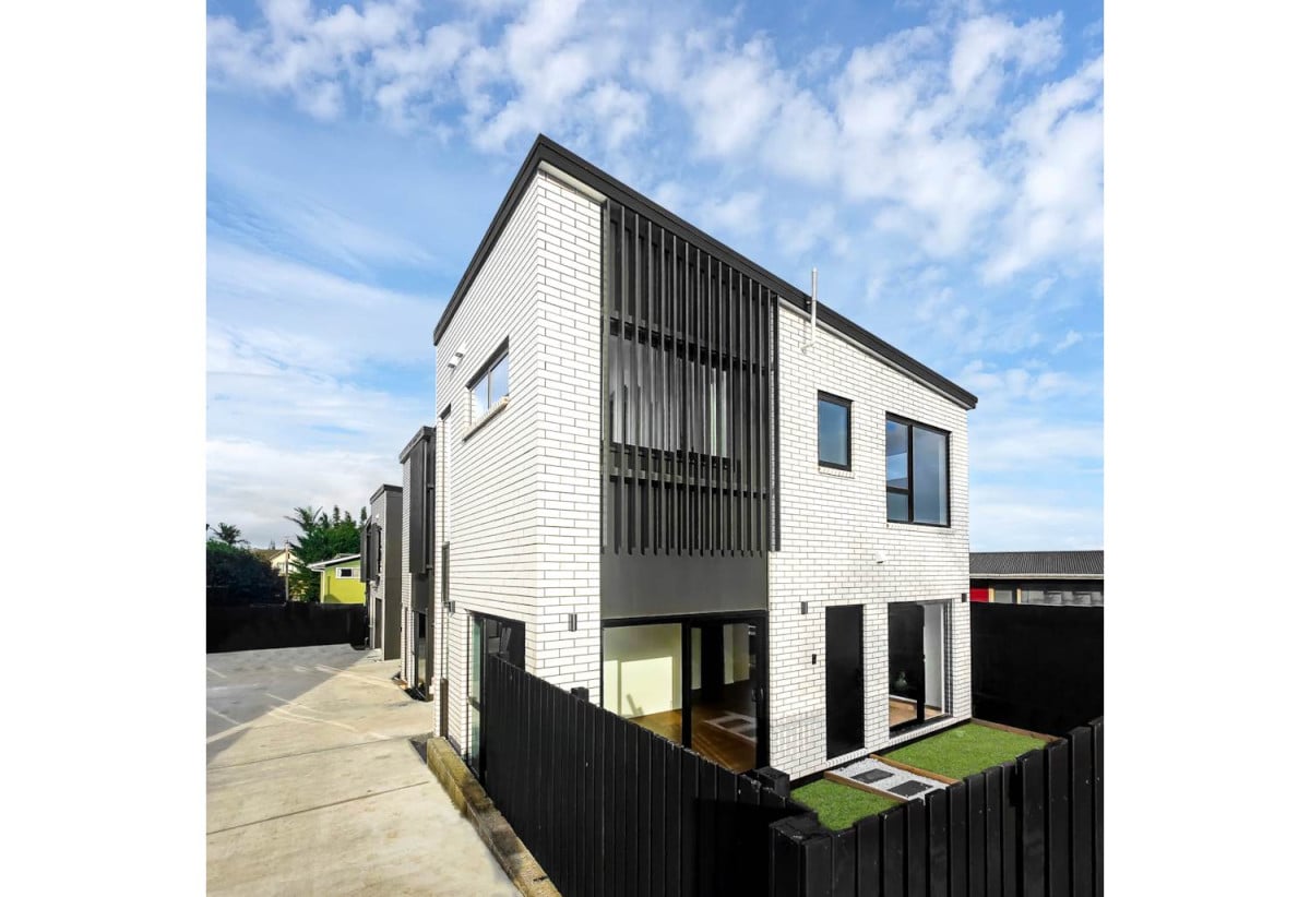 Brandnew standalone 4 beds 2.5 baths home with garage, close to schools, Rotary Walkway, shopping centres, 0.3 km to Sunny Hills School, Lot 1/18 Sunnyhill Crescent, Sunnyhills, Auckland