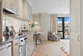 Vendors relocating, Double Grammar school zone, 43m2 1 bed 1 bath studio apartment with car park, close to Parnell Village, the CBD, Auckland University, 0.8 km to Parnell School, 2.6 km to Auckland Grammar, 3.2 km to Epsom Girls’ Grammar School, 4L/118 Gladstone Road, Parnell, Auckland