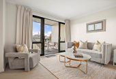 Vendors relocating, Double Grammar school zone, 43m2 1 bed 1 bath studio apartment with car park, close to Parnell Village, the CBD, Auckland University, 0.8 km to Parnell School, 2.6 km to Auckland Grammar, 3.2 km to Epsom Girls’ Grammar School, 4L/118 Gladstone Road, Parnell, Auckland
