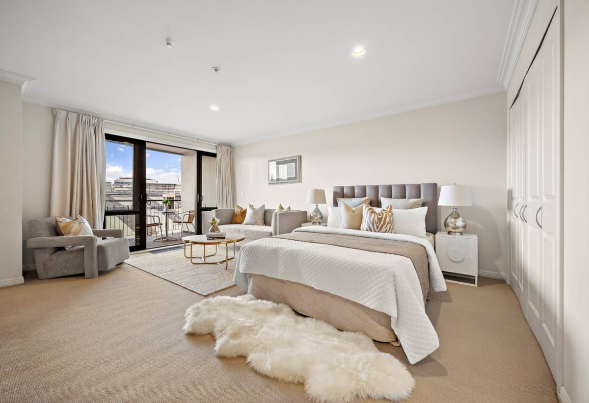 Vendors relocating, Double Grammar school zone, 43m2 1 bed 1 bath studio apartment with car park, close to Parnell Village, the CBD, Auckland University, 0.8 km to Parnell School, 2.6 km to Auckland Grammar, 3.2 km to Epsom Girls’ Grammar School, 4L/118 Gladstone Road, Parnell, Auckland
