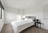 Renovated 5 bed 2.5 baths house with double garage on 368m2 section, Zoned for St Thomas School, Stonefields School, Selwyn College, and Glendowie College, close to parks, shops, supermarkets, 0.9 km to Stonefields School, 53 Donnelly Street, Stonefields, Auckland