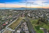 Renovated 5 bed 2.5 baths house with double garage on 368m2 section, Zoned for St Thomas School, Stonefields School, Selwyn College, and Glendowie College, close to parks, shops, supermarkets, 0.9 km to Stonefields School, 53 Donnelly Street, Stonefields, Auckland