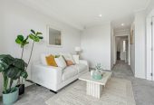 Standalone 4 beds + study room 3.5 baths house with garage, easy access to shops, schools, motorway access, 1.1 kmto Chapel Downs School, 2.1 km to Ormiston Senior College, 2.2 km to Ormiston Junior College, 5 Panakenake Way, Flat Bush, Auckland