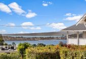 Must sell, Overseas Owner, Double Grammar school zone, 57m2 1 bed 1 bath apartment, A rare highlight is secure tandem parking for two vehicles, plus excellent storage, close to shops, 0.6 km to Parnell School, 1.7 km to Auckland Grammar, 2.1 km to Epsom Girls’ Grammar School, 7/387 Parnell Road, Parnell, Auckland