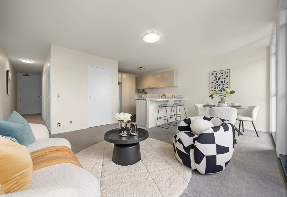 Must sell, Overseas Owner, Double Grammar school zone, 57m2 1 bed 1 bath apartment, A rare highlight is secure tandem parking for two vehicles, plus excellent storage, close to shops, 0.6 km to Parnell School, 1.7 km to Auckland Grammar, 2.1 km to Epsom Girls’ Grammar School, 7/387 Parnell Road, Parnell, Auckland