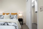 Must sell, Overseas Owner, Double Grammar school zone, 57m2 1 bed 1 bath apartment, A rare highlight is secure tandem parking for two vehicles, plus excellent storage, close to shops, 0.6 km to Parnell School, 1.7 km to Auckland Grammar, 2.1 km to Epsom Girls’ Grammar School, 7/387 Parnell Road, Parnell, Auckland