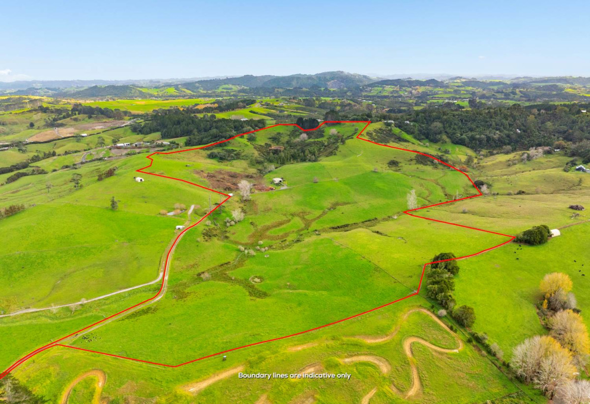 Overseas Bound Vendor Demands Sale, 33.8662ha Lifestyle land, Approx 7km to the Silverdale motorway interchange and around 17km to the Albany retail hub plus approx a 35km commute to the Auckland CBD, 462 Kahikatea Flat Road, Waitoki, Auckland
