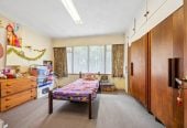 809m2 section, 200m2 Brick and tile 4 beds 1.5 baths house with garage, close to schools, shops, 1 km to Glenavon School, 1.4 km to Avondale College, 210 Blockhouse Bay Road, Avondale, Auckland
