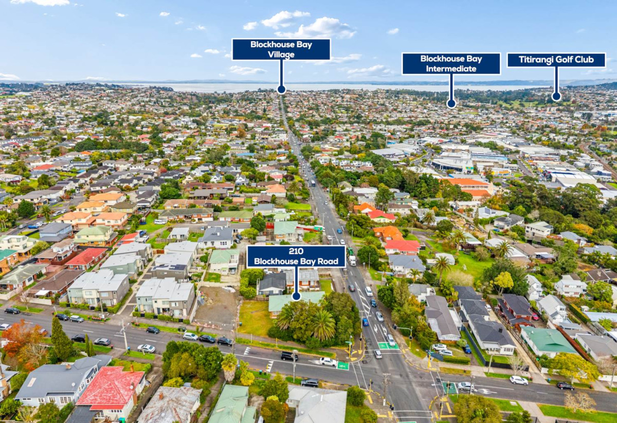 809m2 section, 200m2 Brick and tile 4 beds 1.5 baths house with garage, close to schools, shops, 1 km to Glenavon School, 1.4 km to Avondale College, 210 Blockhouse Bay Road, Avondale, Auckland