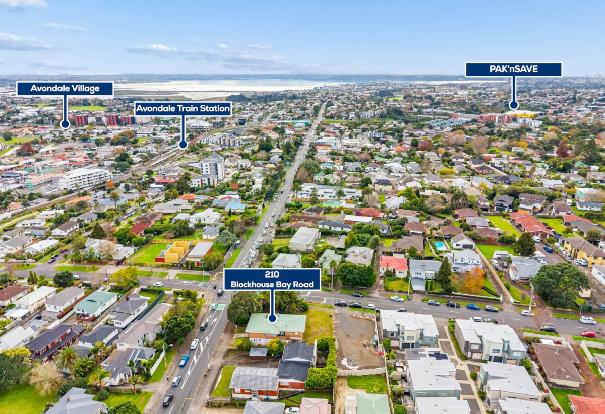 809m2 section, 200m2 Brick and tile 4 beds 1.5 baths house with garage, close to schools, shops, 1 km to Glenavon School, 1.4 km to Avondale College, 210 Blockhouse Bay Road, Avondale, Auckland