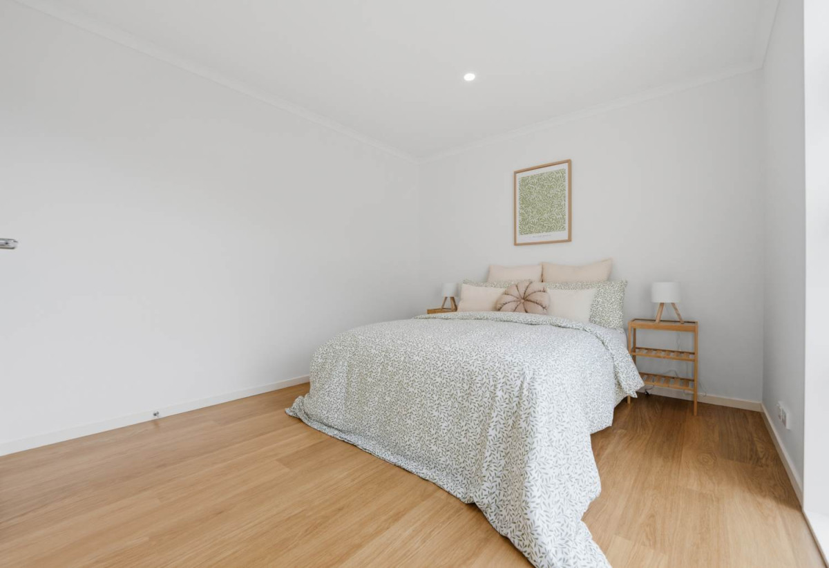 Built by Fletcher Living, Freehold 3 beds 2.5 baths home with garage, close to shops, supermarkets, 0.2 km to Stonefields School, 10 Flax Place, Stonefields, Auckland