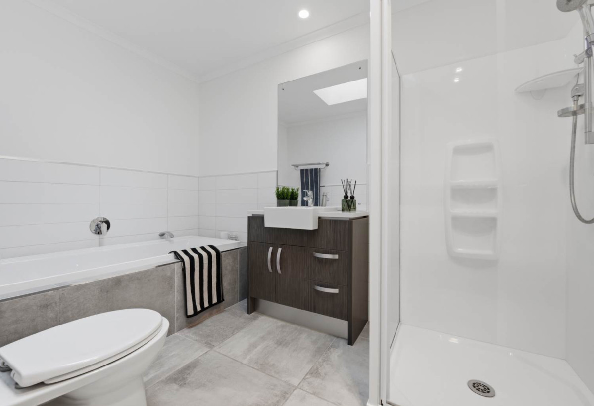 Built by Fletcher Living, Freehold 3 beds 2.5 baths home with garage, close to shops, supermarkets, 0.2 km to Stonefields School, 10 Flax Place, Stonefields, Auckland