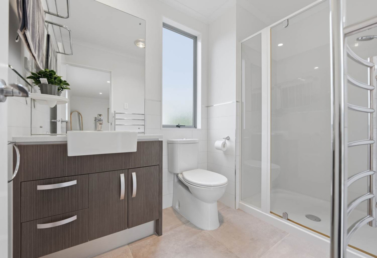 Built by Fletcher Living, Freehold 3 beds 2.5 baths home with garage, close to shops, supermarkets, 0.2 km to Stonefields School, 10 Flax Place, Stonefields, Auckland