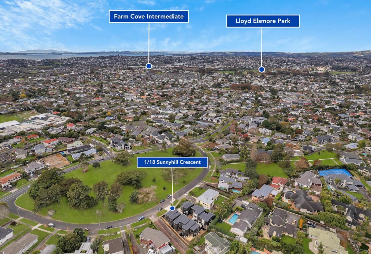 Brandnew standalone 4 beds 2.5 baths home with garage, close to schools, Rotary Walkway, shopping centres, 0.3 km to Sunny Hills School, Lot 1/18 Sunnyhill Crescent, Sunnyhills, Auckland