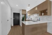 Master Build Guarantee, Brandnew 3 beds 1.5 baths home with car park, close to schools, shops, easy motorway access, 0.4 km to Lincoln Heights School, 27 Awhi Lane, Massey, Auckland